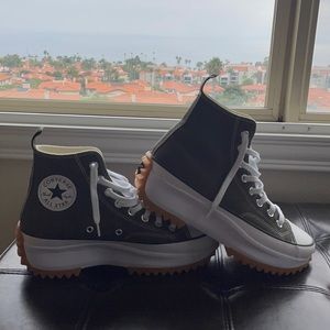 Converse Run Star Hike High Top Platform 8.5